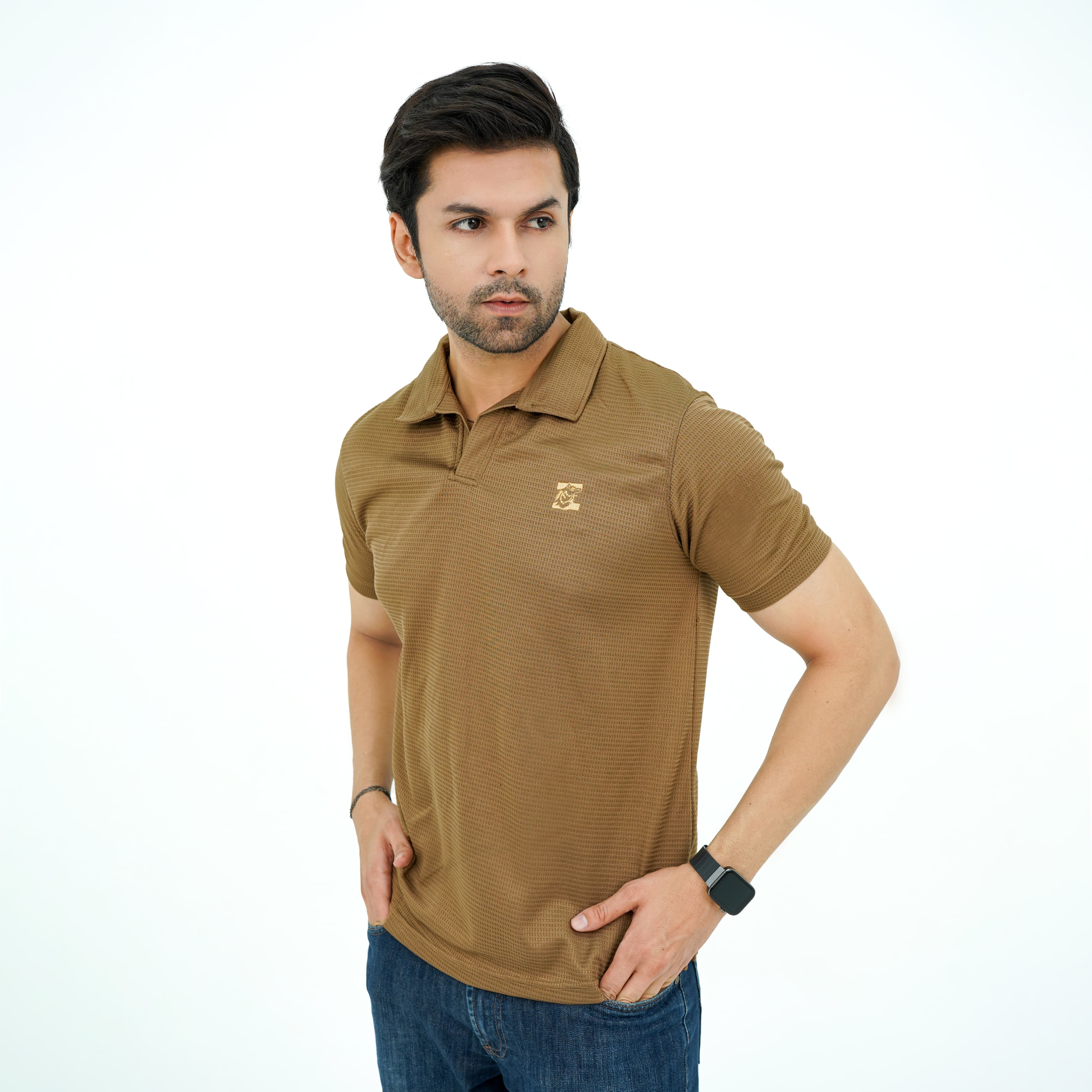 Zaimoon Waffle V-Neck Polo – Brown color